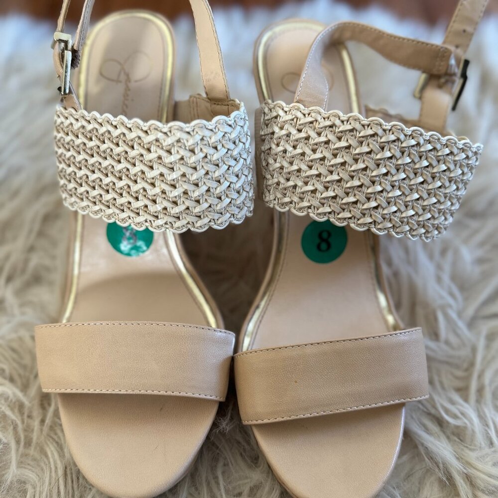Jessica Simpson cream with gold detail and crochet arch wedges- Size 8